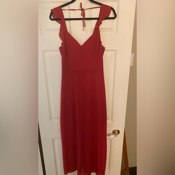SOLD🌟 Dynamite flowy red maxi dress - Picture 1 of 6